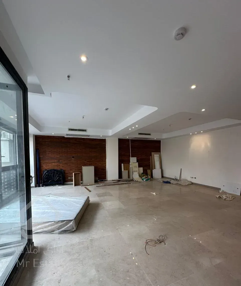 توانیر نظامی ۱۷۸ متر ۳ خواب ۲ پارکینگ فول نوساز