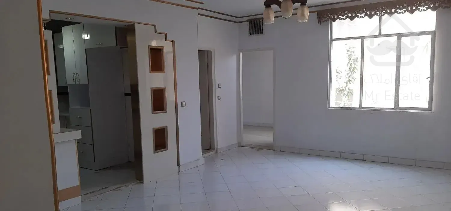 ۶۰ متر آپارتمان مترو دانشگاه شریف