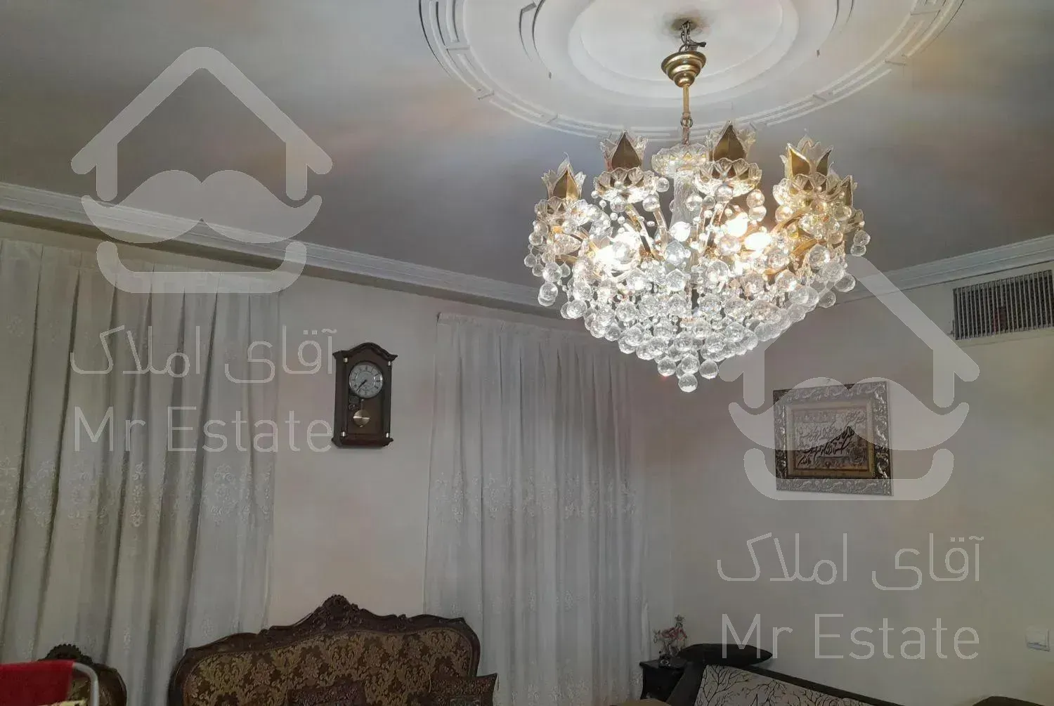 ۸۱ متر / ۲ خواب / فول امکانات