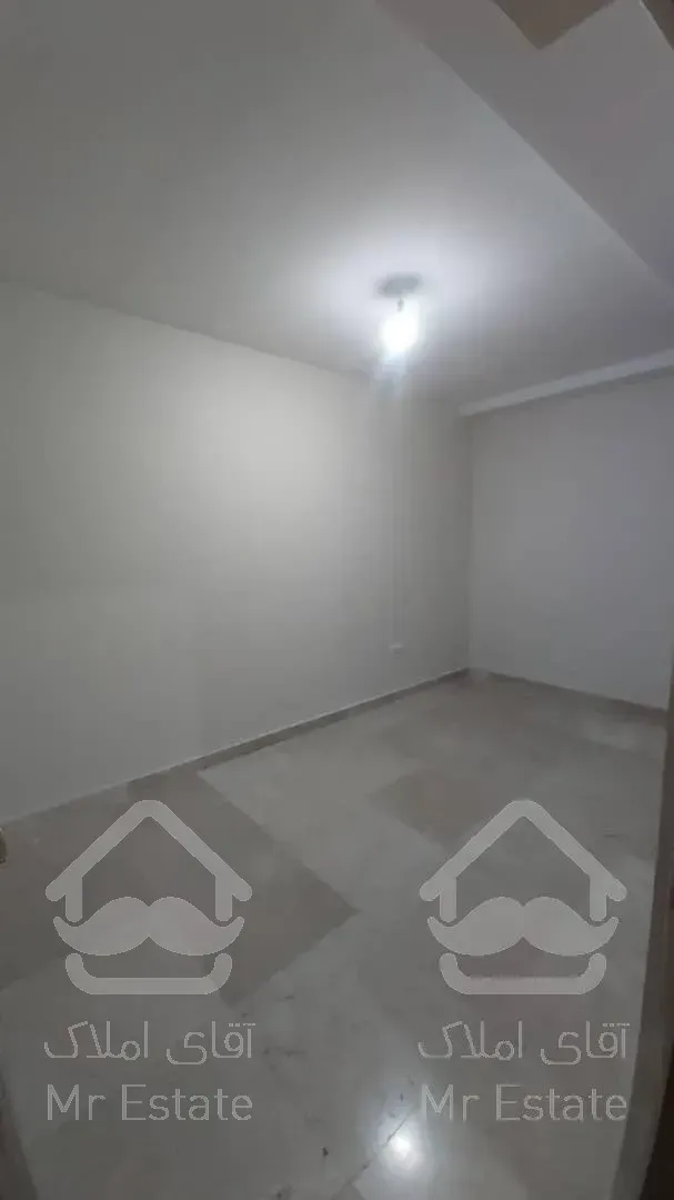 ۱۴۰ متر شمال جردن موقعیت اداری (۲ پارکینگ سندی)