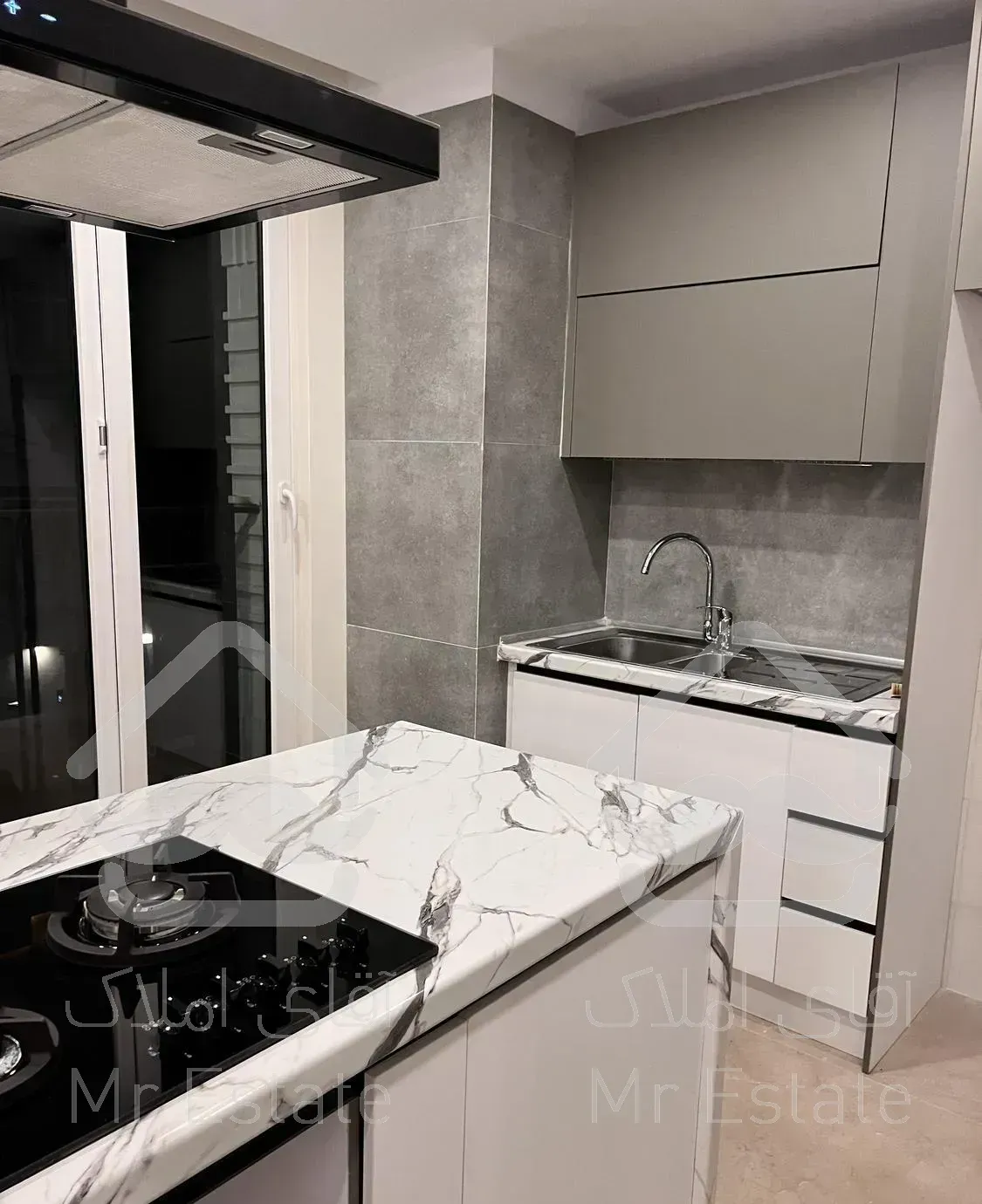 آپارتمان مدرن ، خوش نقشه ، پر نور