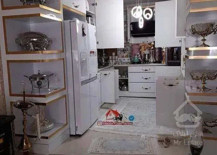 ۵۰ متری/۱ خوابه/طبقه۲/در زاهد گیلانی/سرمایه‌گذاری