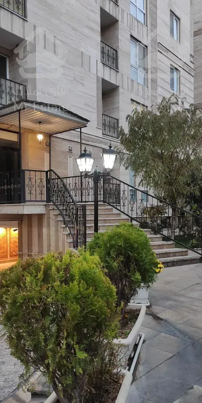 لویزان۱۵۶ متر ۳خوابه   خ مبارکی