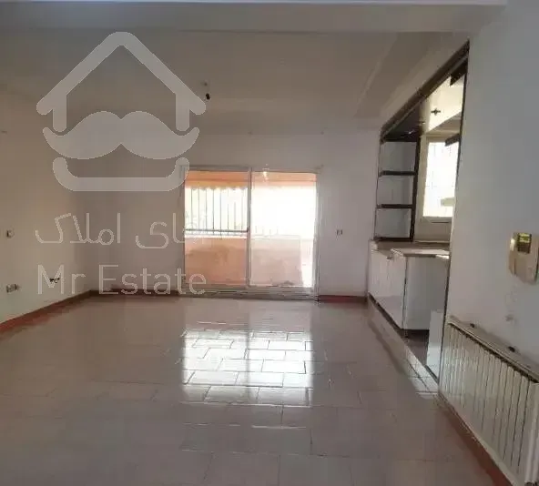 فروش اپارتمان143متر در خ امام خمینی