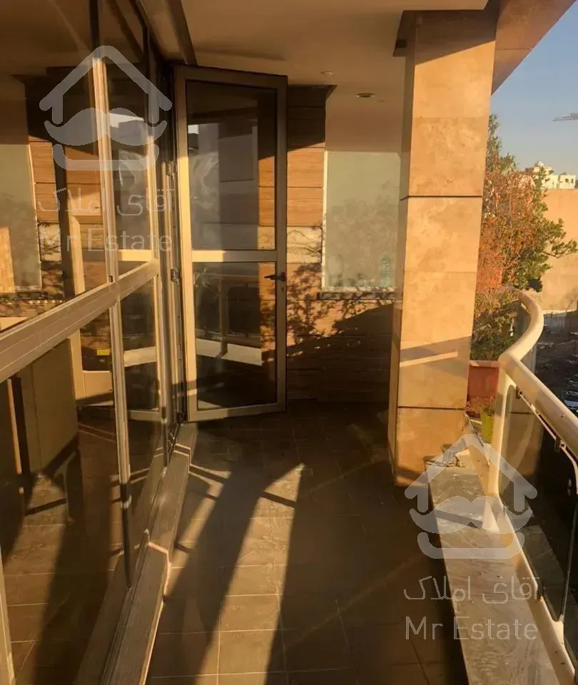 آپارتمان ۱۵۵متری ۳ خ اندرزگو رهن و اجاره ۶ ساله