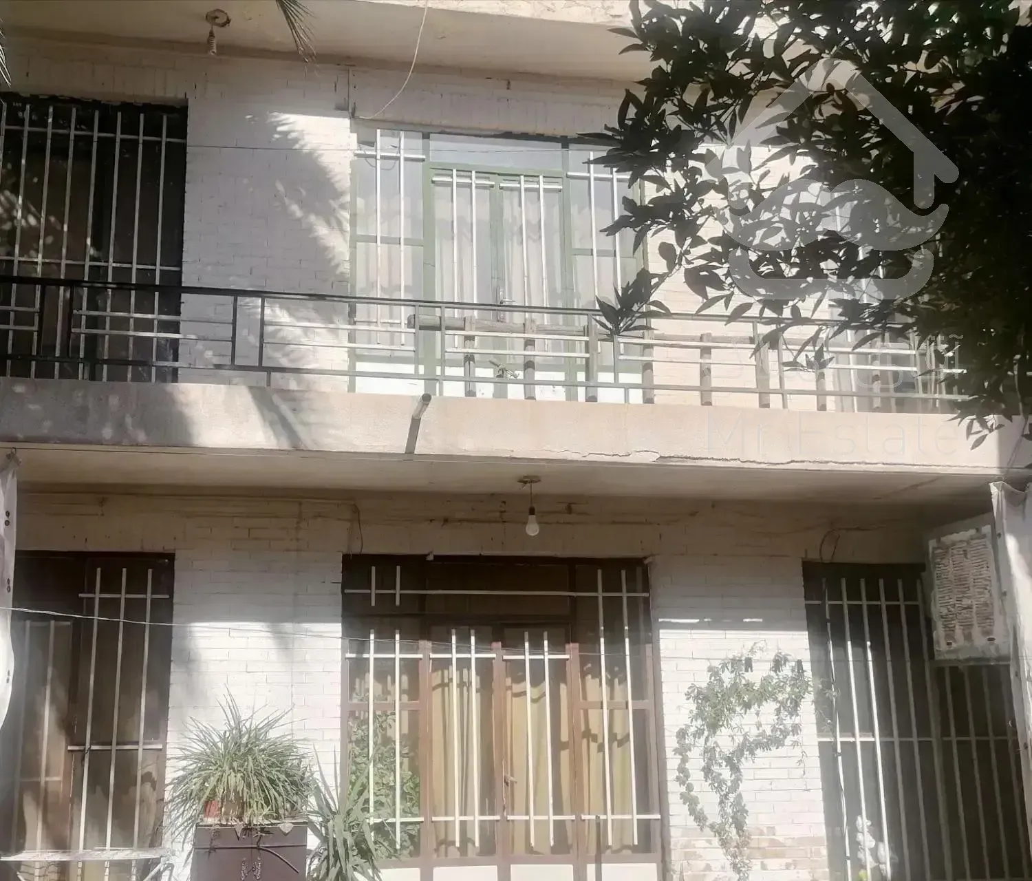 ۱۲۰ متر/تکواحدی/بی نظیر در نور و نقشه