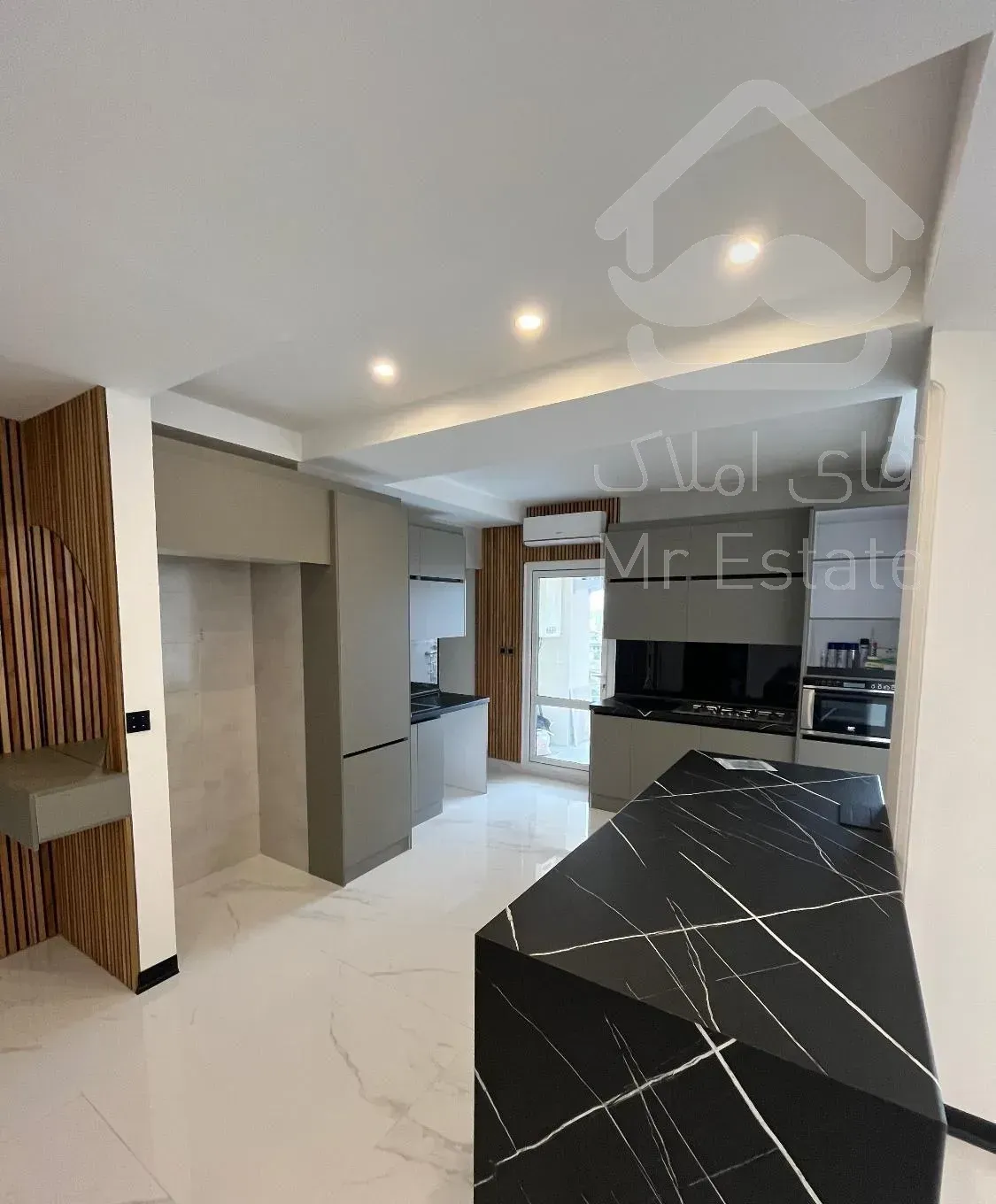 مرغوب ترین آپارتمان ۱۳۰ م بلوار طالقانی