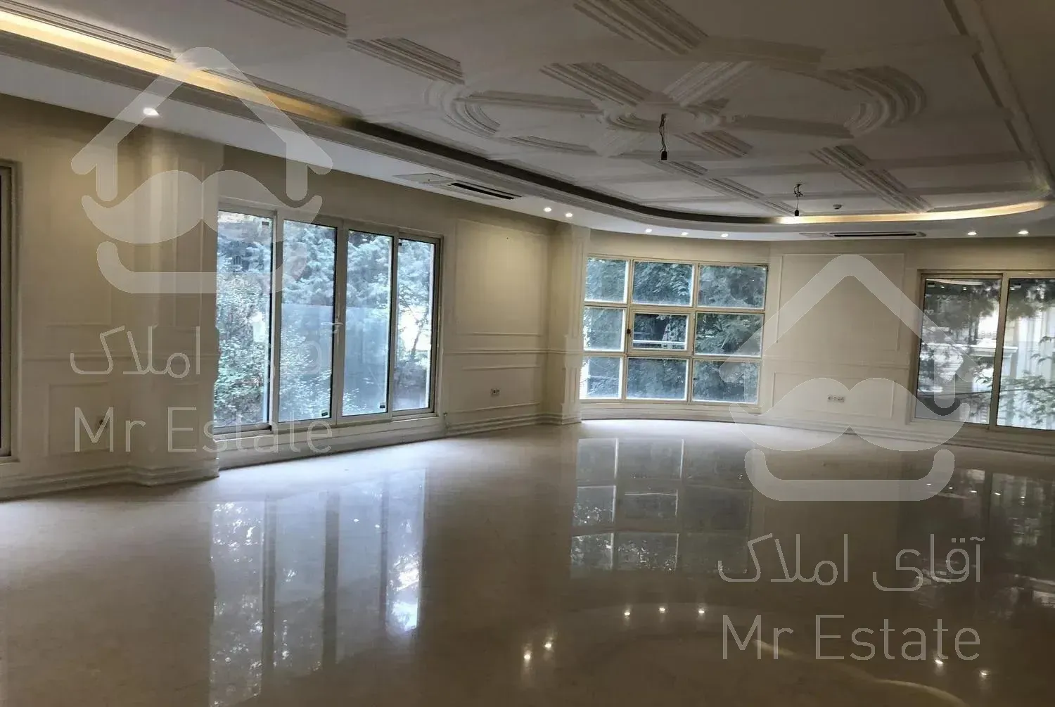 ١٥٣ متر فرمانیه اندرزگو لوکیشن کوچه باغ