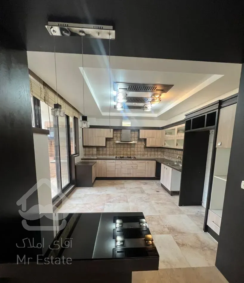 ۲۴۰ متری ۴ خوابه در اقدسیه