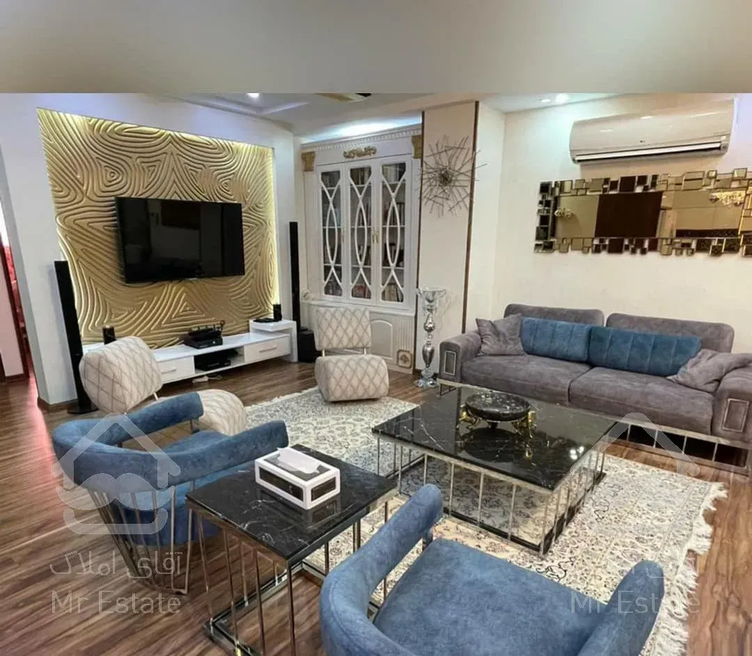 فروش آپارتمان ۱۳۵ متری در برج مهتاب