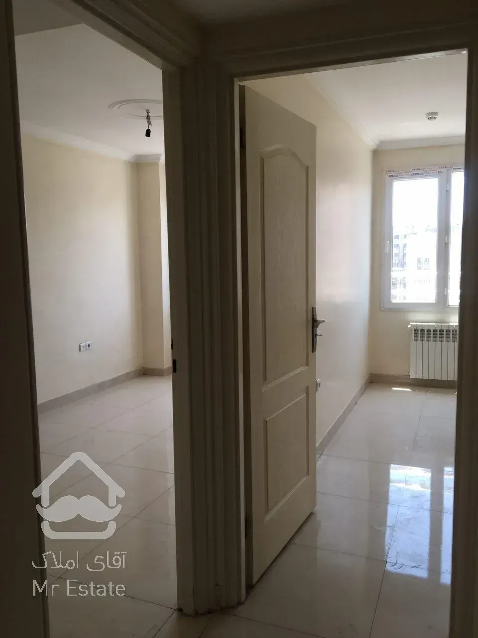 ۱۳۰ متر اداری صادقیه