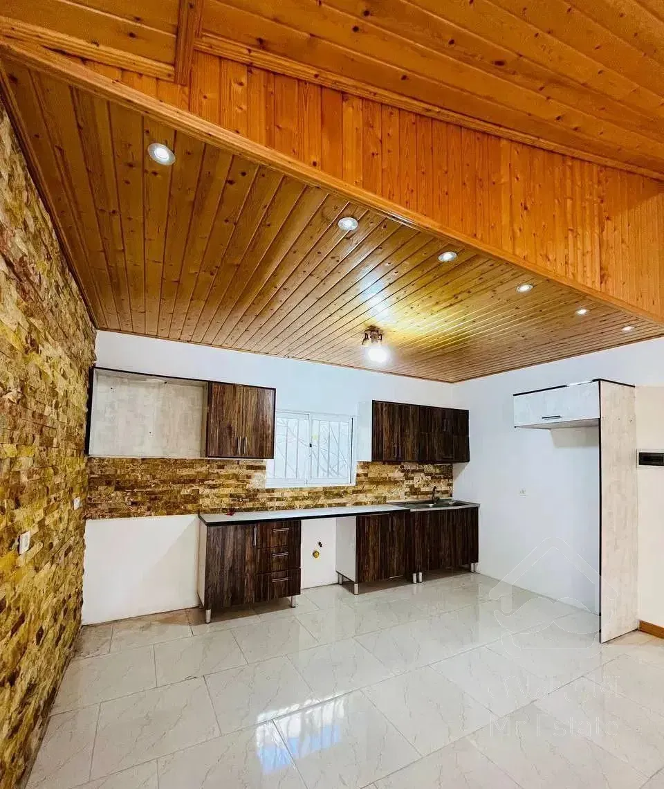 ویلا ۲۰۰متری دوبلکس حومه علی آباد حیاط دار