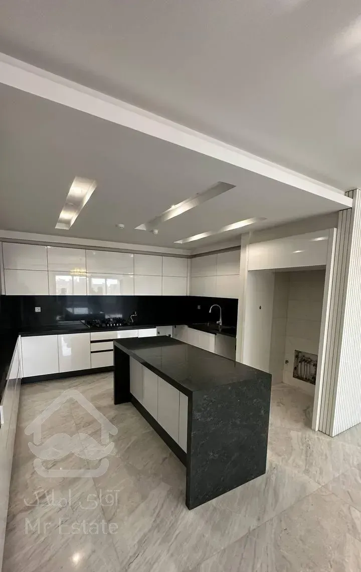 آپارتمان130متری/همکف حیاط اختصاصی/جابر لاله/معاوضه