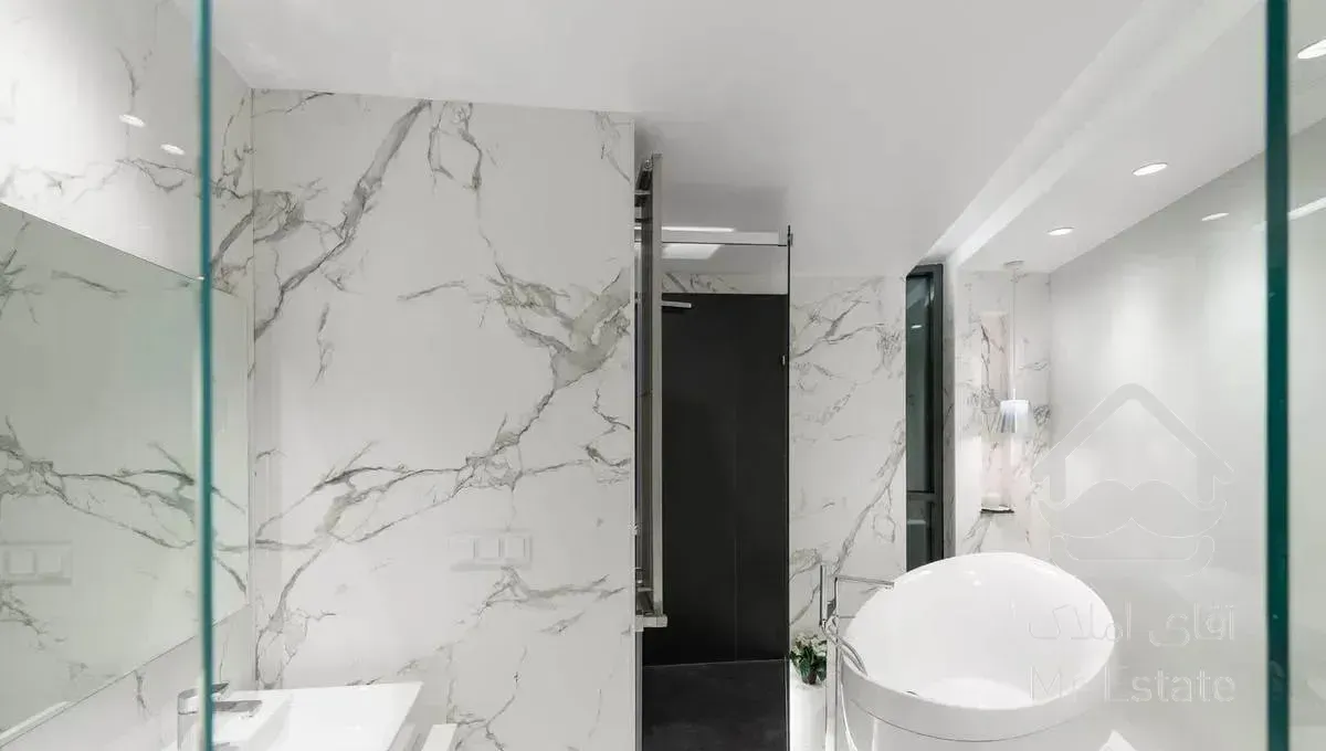 ۳۹۰ متر فرصت  برای خرید از سازنده اول منطقه