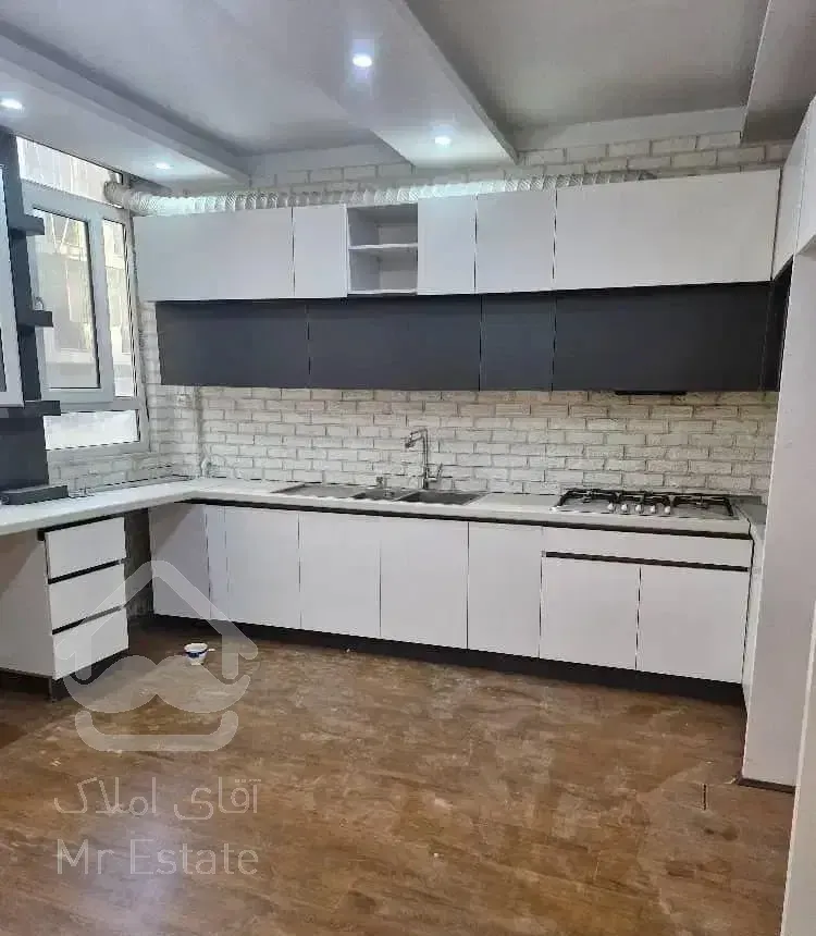 ۱۵۰ متری مدبر به جهان ارا