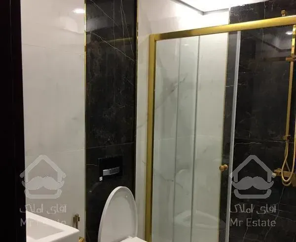 آپارتمان ٣٠٠متری بلوار ٢٤متری