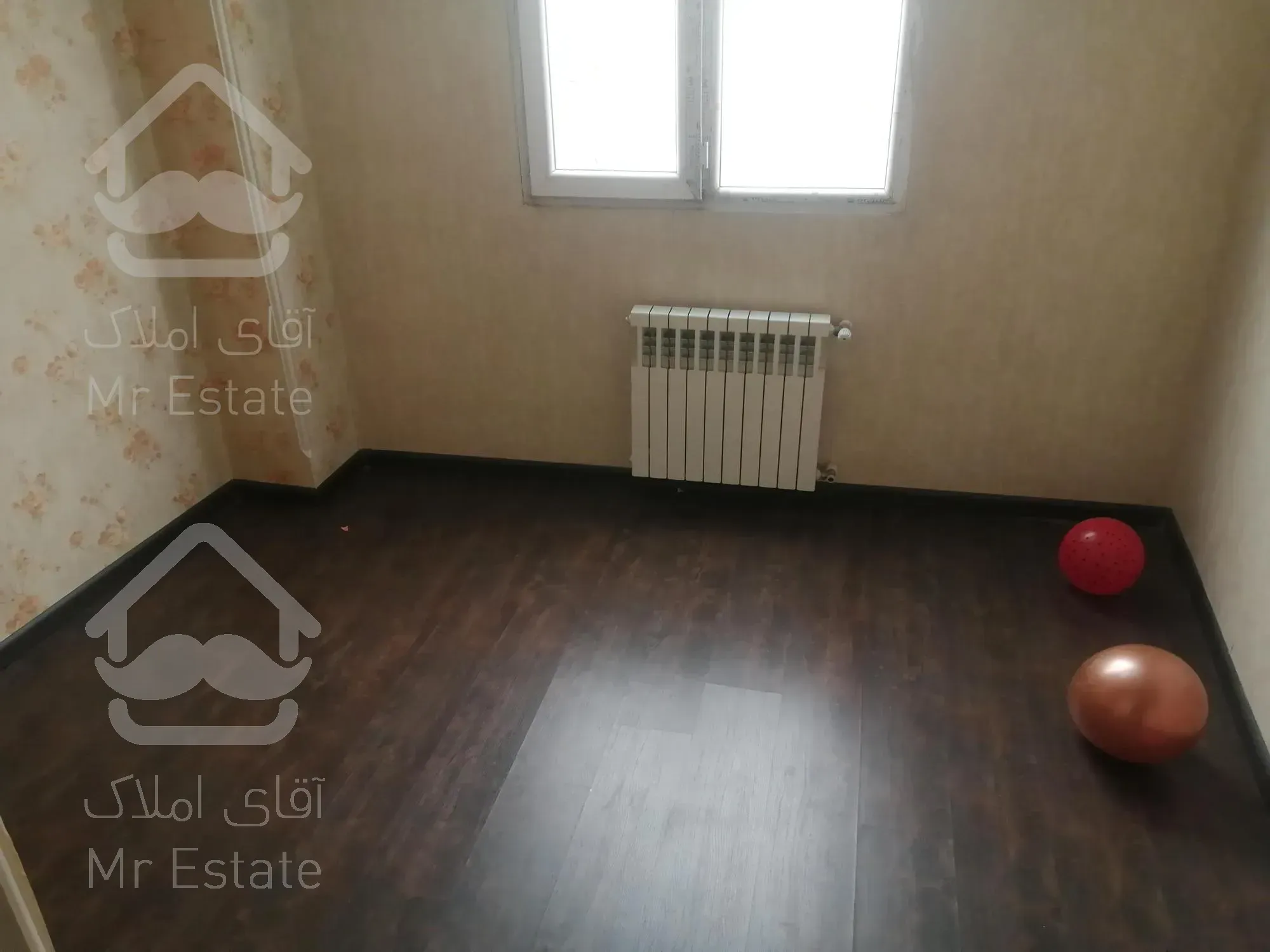 کاشانی بهنام ۹۵ متر فول امکانات تخلیه