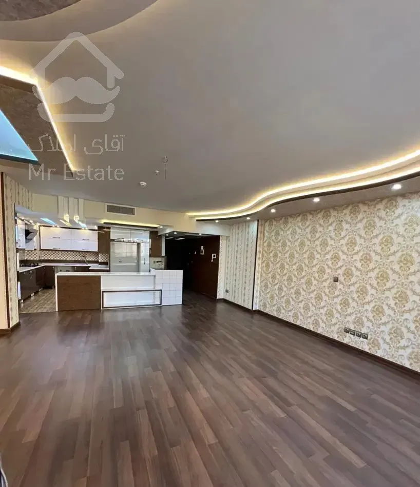 ۱۲۰ متر دو خواب حیاط اختصاصی