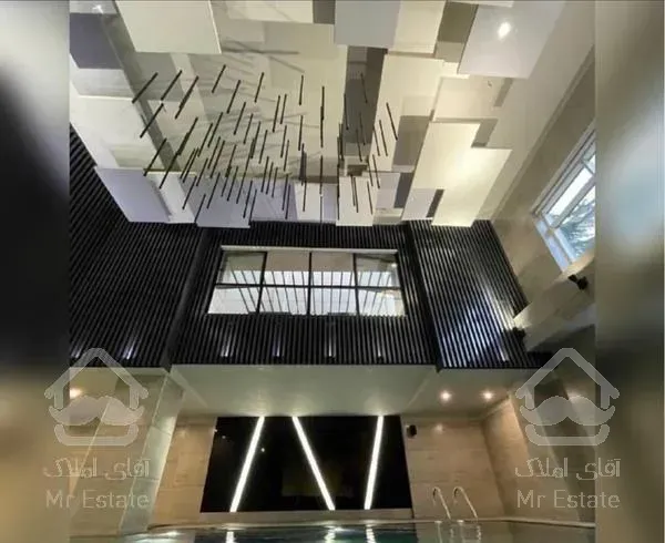 کامرانیه ۲۵۰ متر برج باغ