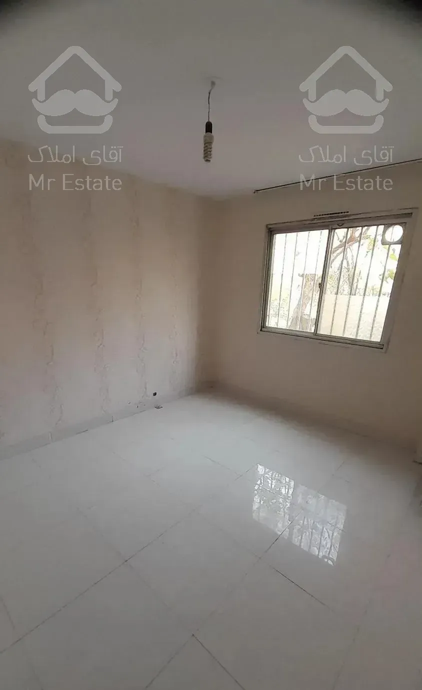 ۳ خواب ۱۳۰ متری/ فول بازسازی، تخلیه/ آپادانا