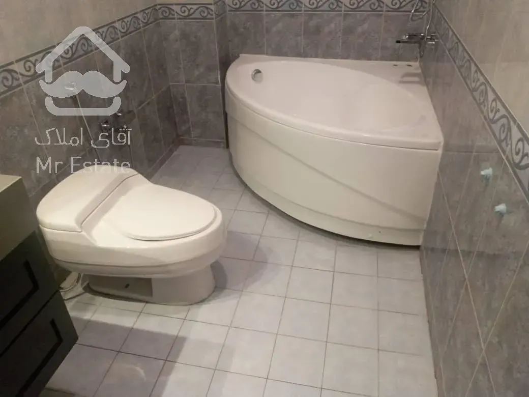 اجاره و رهن آپارتمان محمودیه 135  متر شیک