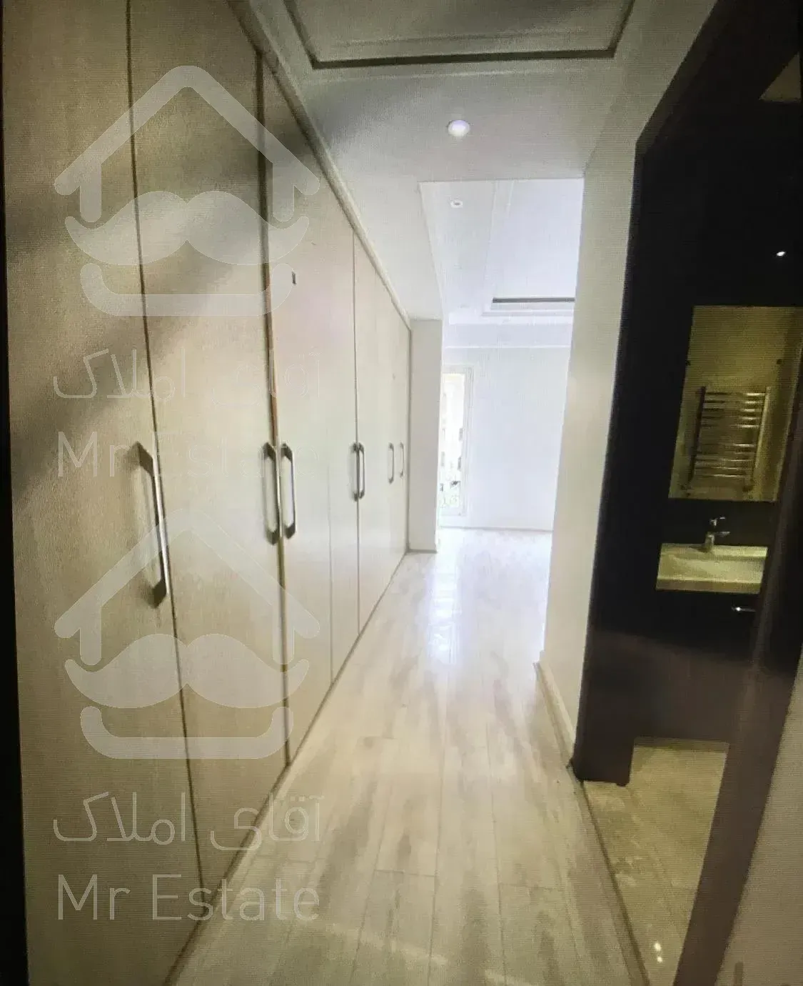 واحد ۱۷۰ متری/ ۳ خواب/مالک فروشنده واقعی