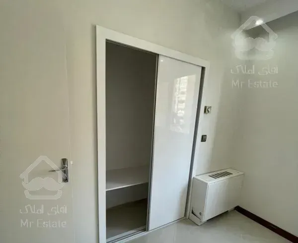 آپارتمان 111متری فول شهرک آپادانا طبقه 4