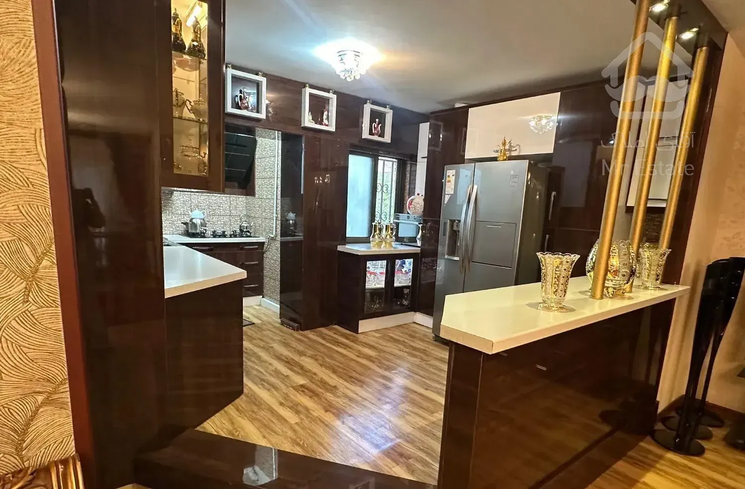 آپارتمان ۱۲۰ متری فول باسازی موقعیت فوقالعاده