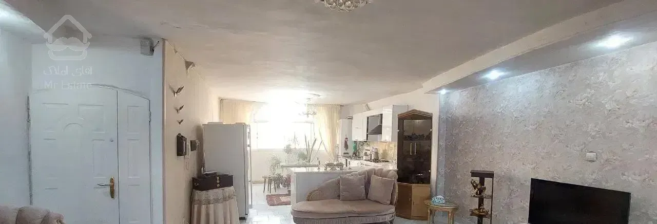 آپارتمان ۱۰۰ متری/بدون مالک / مستغلاتی