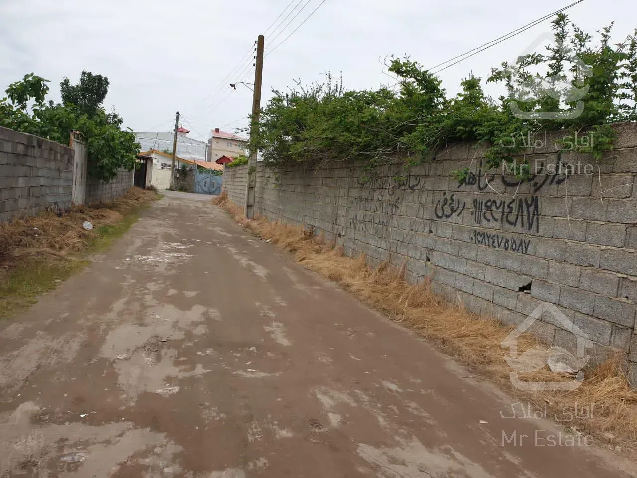 زمین مسکونی/دارای سند/آماده ساخت