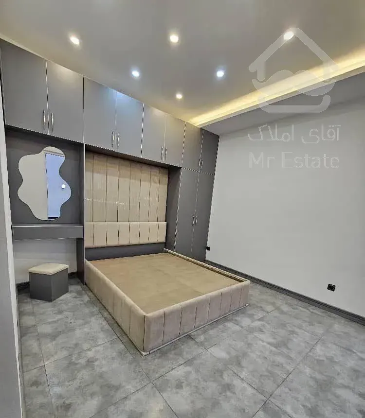 ۱ و ۲۰۰ بده مابقی ۶ تا چک/سندششدانگ/