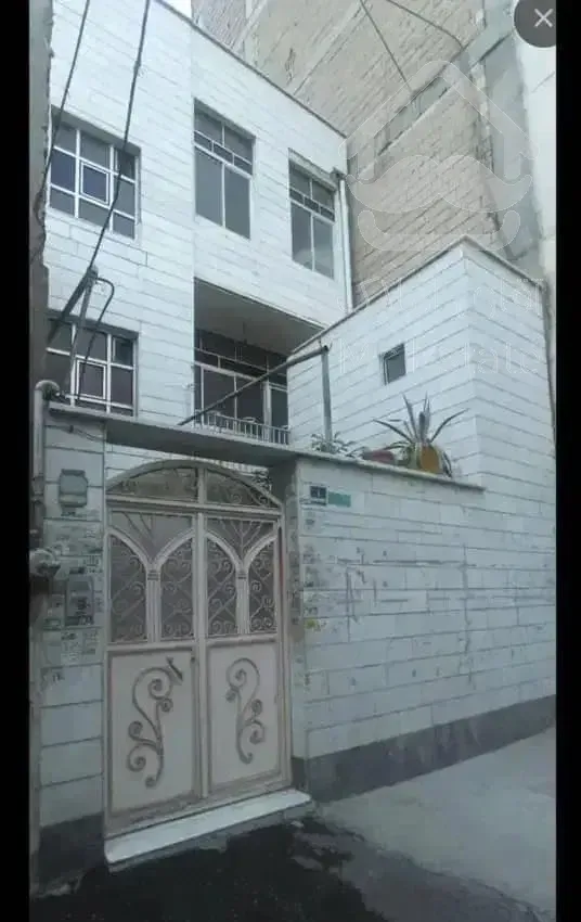 اجاره واحد ویلایی۲طبقه دربستی باحیاط اداری مسکونی