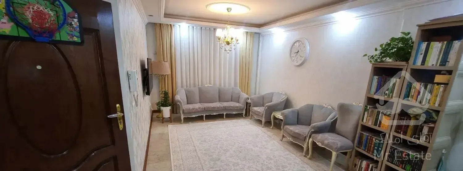 فروش فوری / آپارتمان ۶۳ متری /با پارکینگ سندی