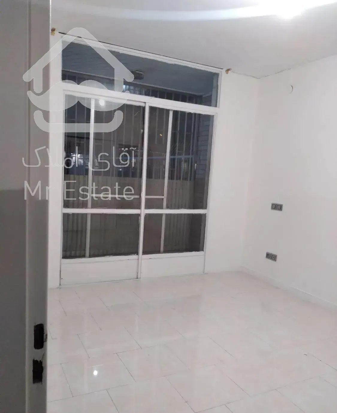 ۱۲۰متر بازسازی شده در بهجت آباد با پارکینگ