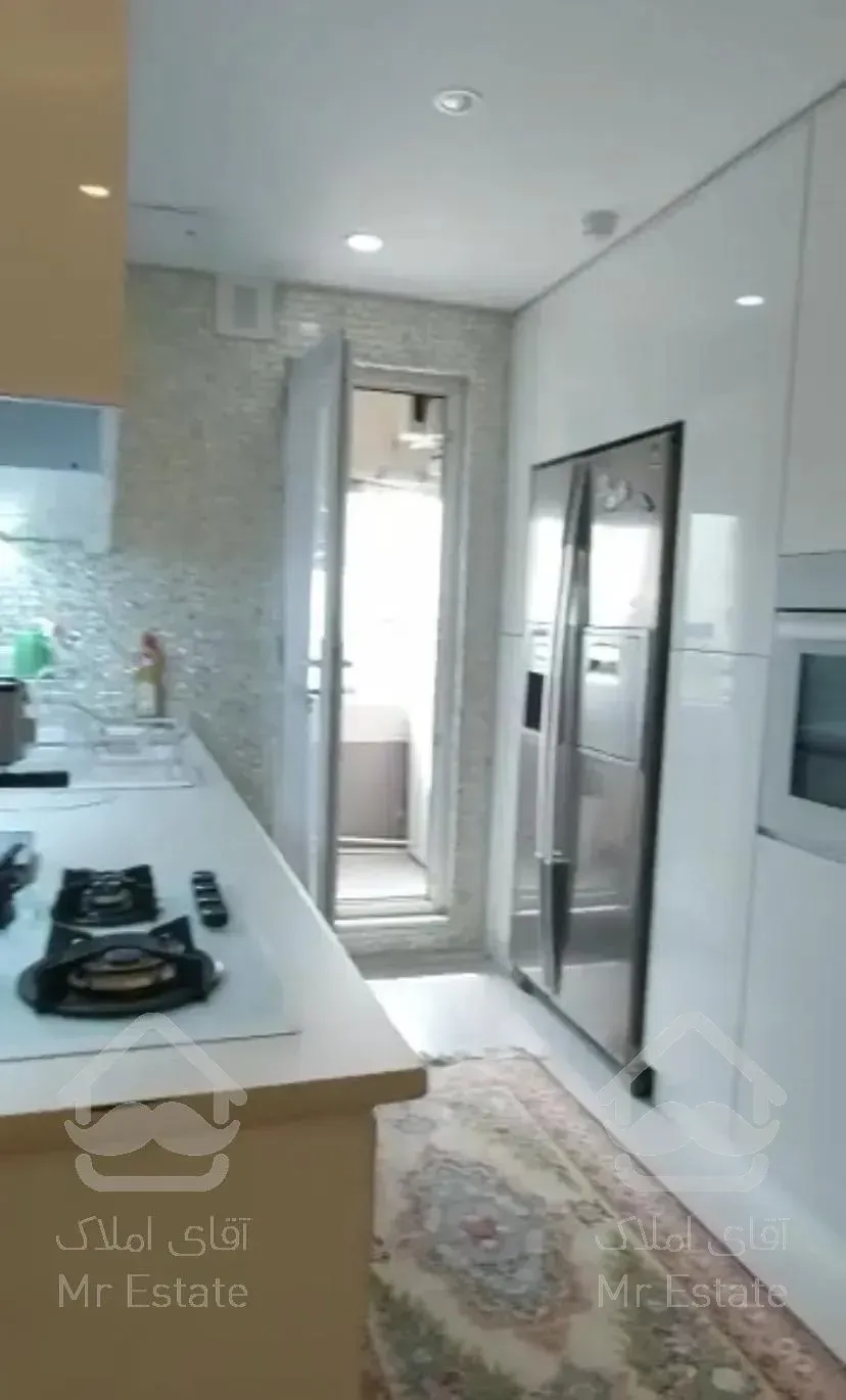 ۸۰متری/برج ارکیده/خوش نقشه/ویو ابدی