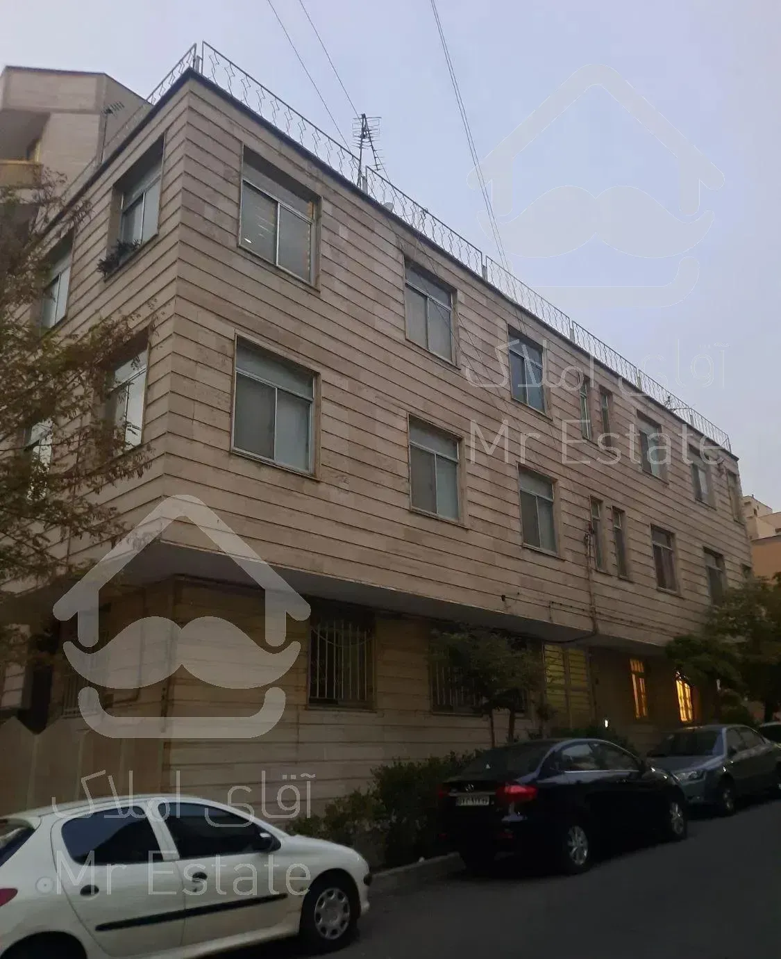 ۶۲متر دوخوابه با پارکینگ شاهین شمالی