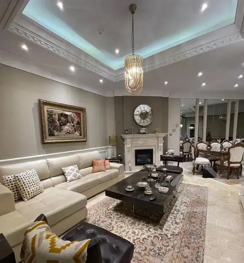 فایل شخصی / ۱۸۶متر / ۲پارکینگ