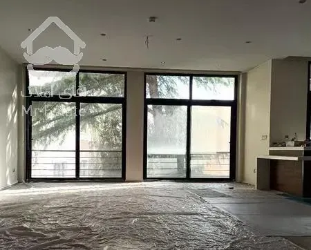 ۱۸۰متر/ویو مشجر/ تکواحدی/ غرق در نور/ تراس کاربردی