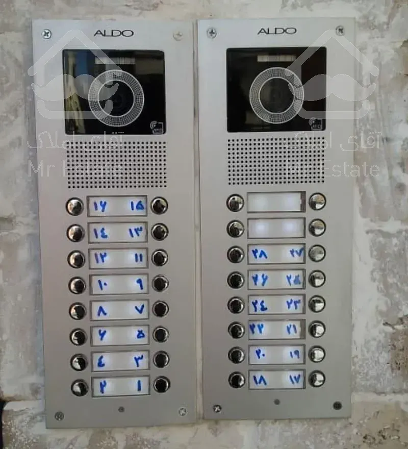 آیفون تصویری قفل برقی