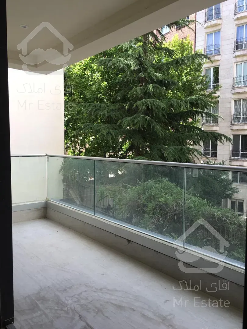 آپارتمان ١٢٠متری آجودانیه