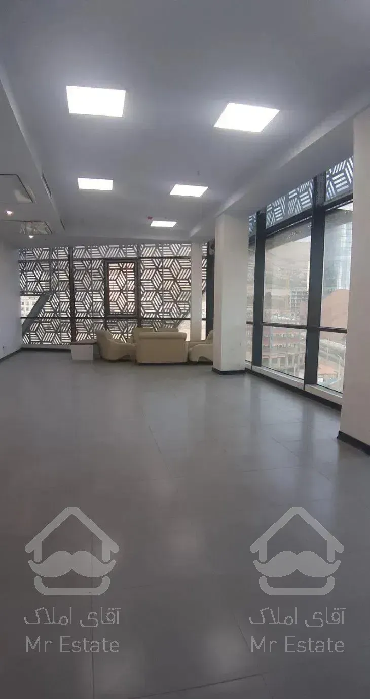 واحد ۸۵ متری مجتمع اداری مجاورت دریاچه چیتگر