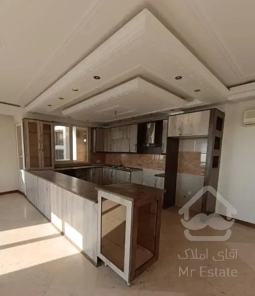 آپارتمان۱۲۵متری/۳خواب/دزاشیب/نور شمال و جنوب/۲تراس