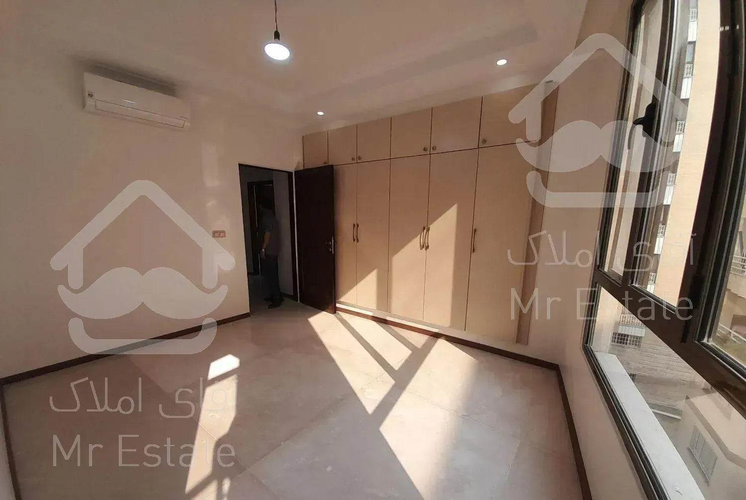 نیاوران /۲۱۰متر تک واحدی/۳ پارکینگ