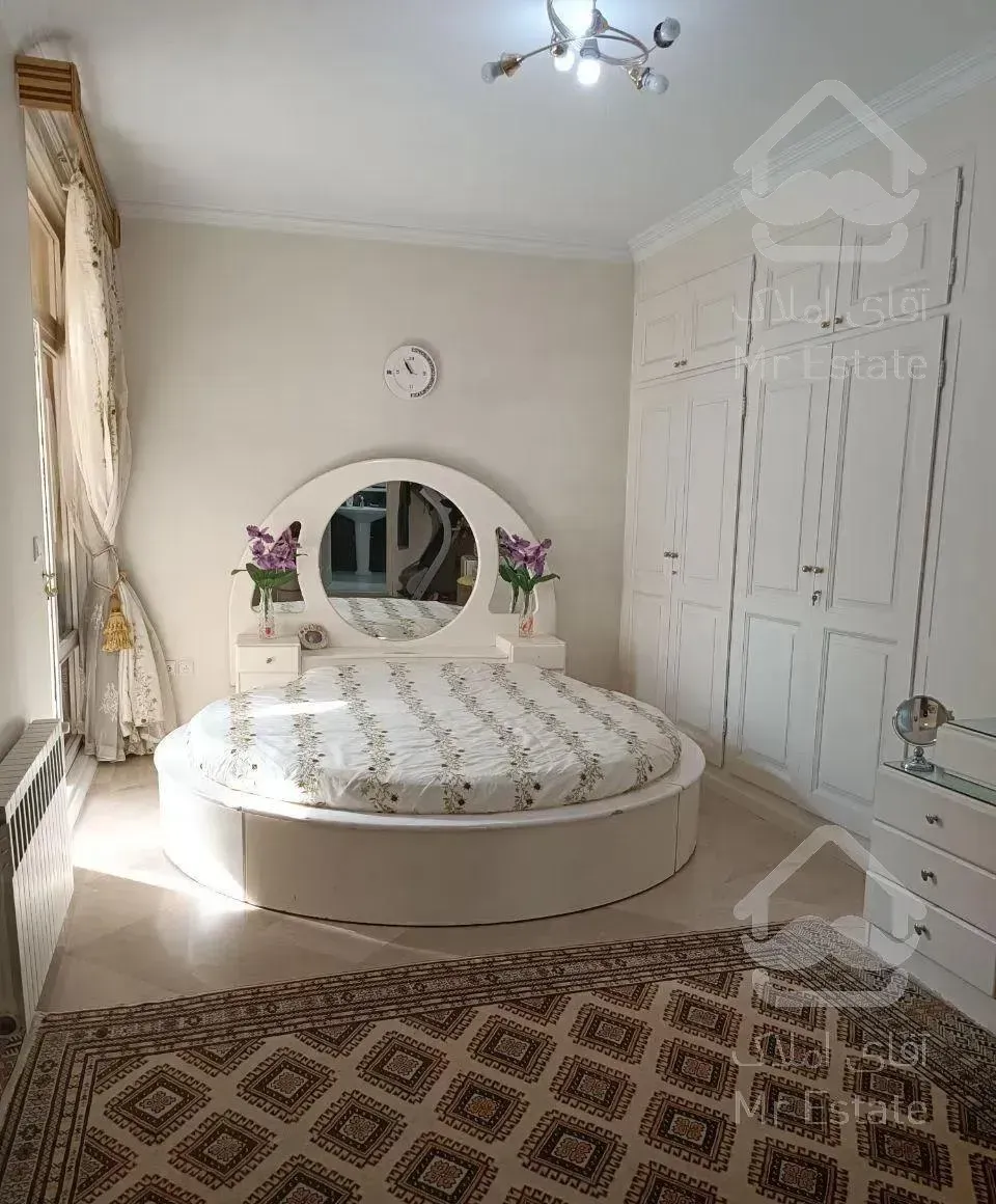 زعفرانیه آپارتمان 170متر،سه خواب،سند سالم تک برگ