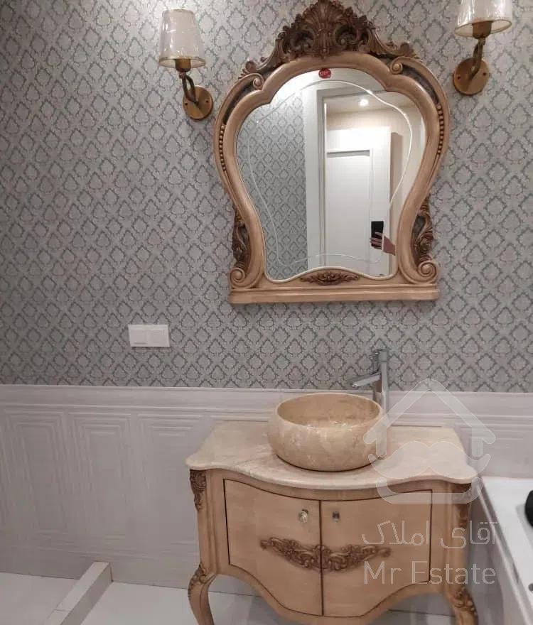 نوساز ۲۰۲ متری ۳ خوابه فلکه اول