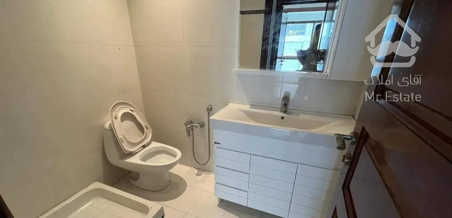 ۱۸۰ متر ۳ خواب دارآباد نوساز