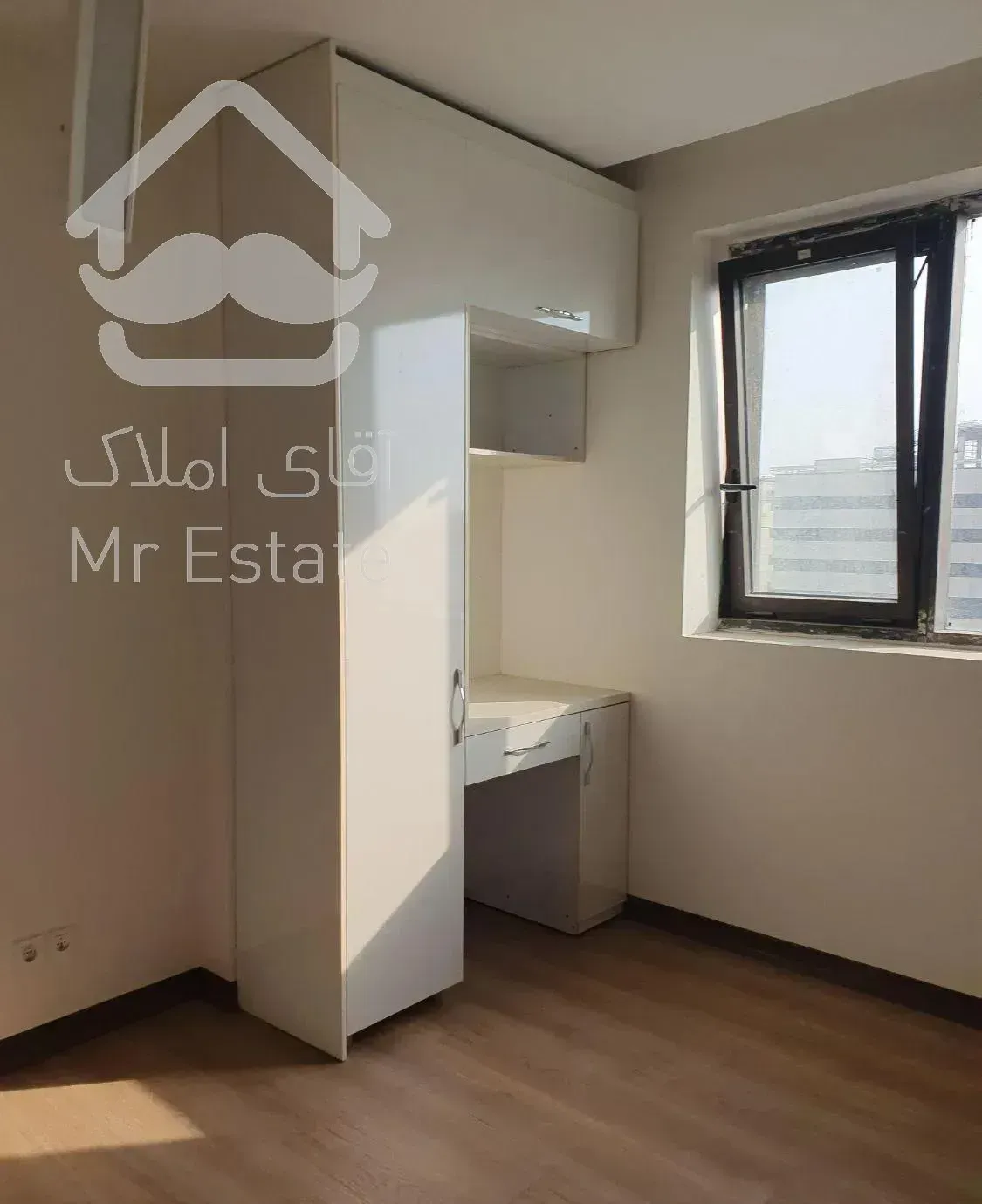 آپارتمان۱۲۳ طبقه۲۲