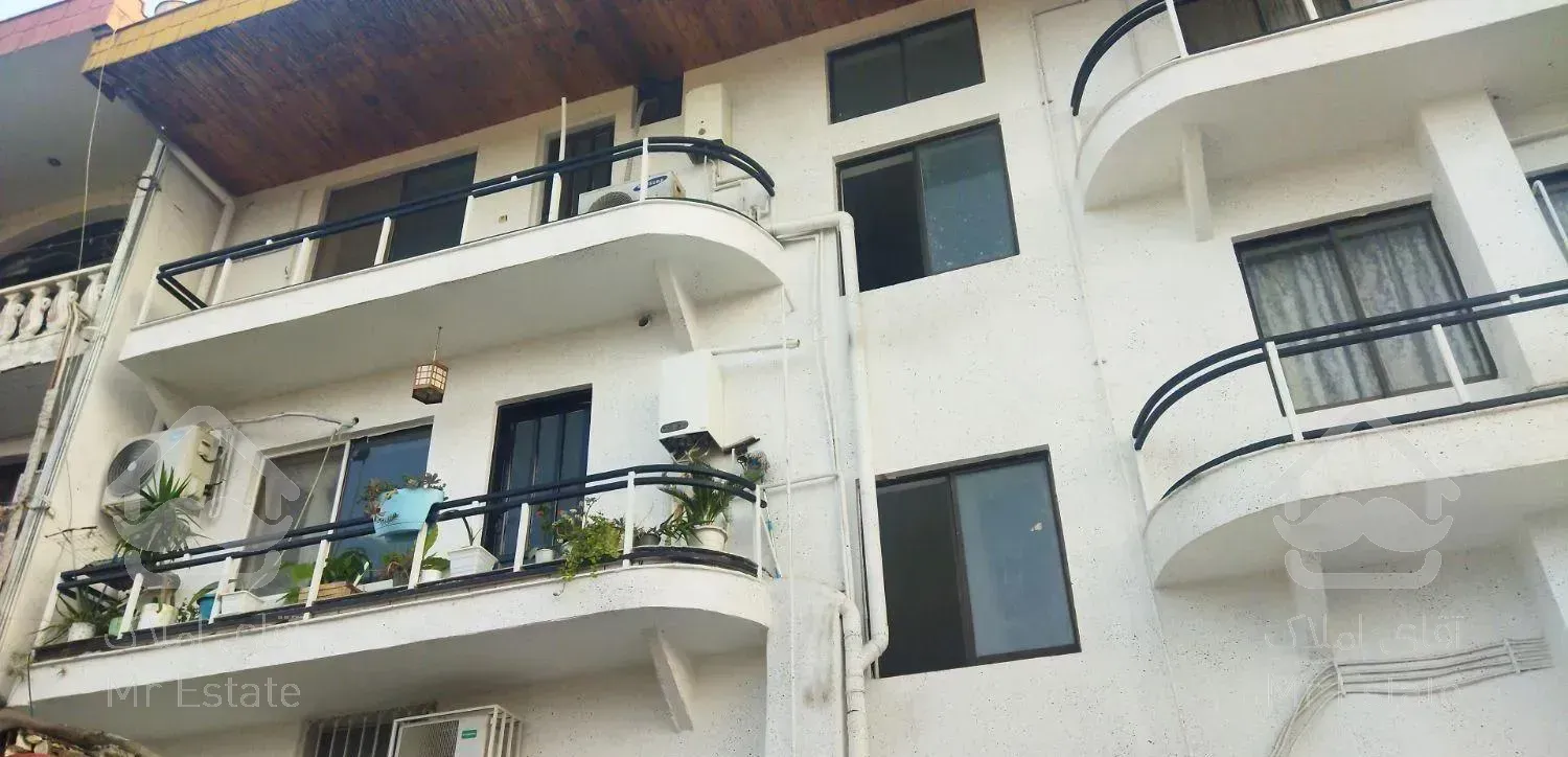 70متری طبقه2/فاقد پارکینگ آسانسور/نوشهر همافران