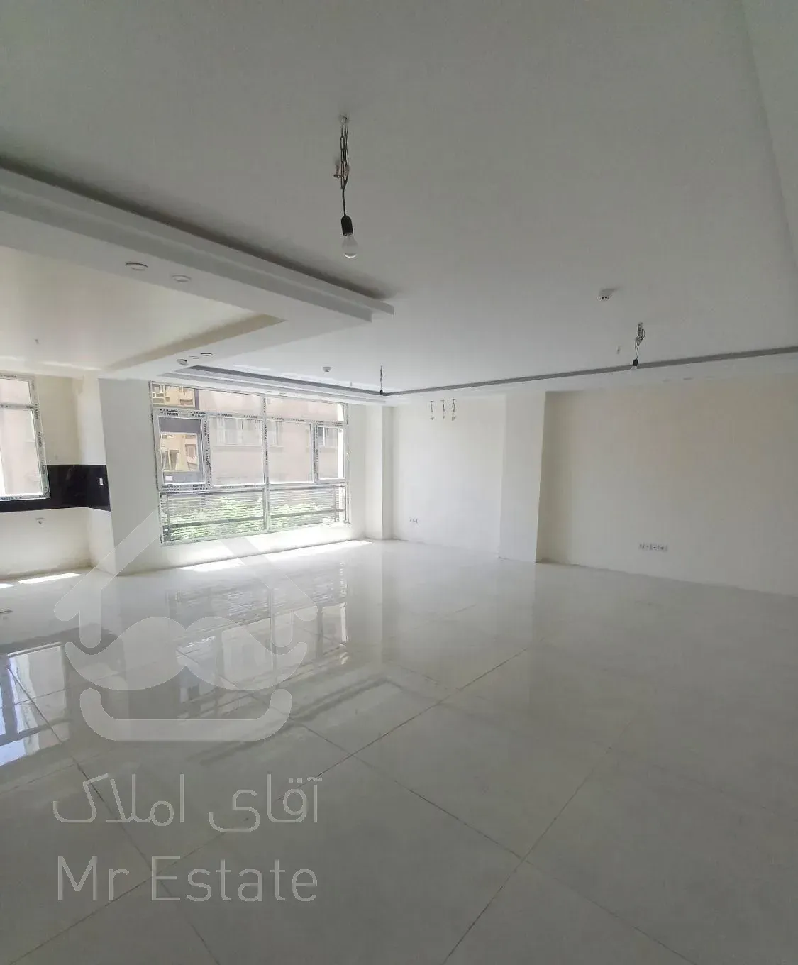 فروش آپارتمان ۱۳۰ متری ۳ خوابه در طرشت