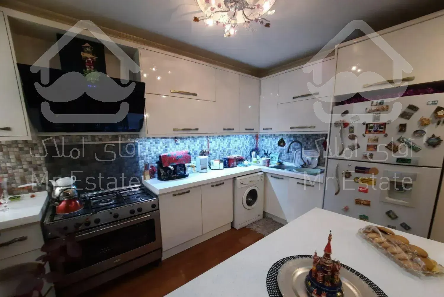 ۱۲۵ متر/فول مبله در قلب پاسداران ۲خواب/پلان بی نقص